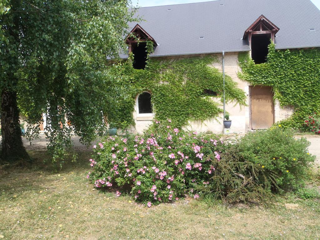 Chambres D'hôtes Du Domaine De Jacquelin Saint-Germain-du-Puy Exterior foto